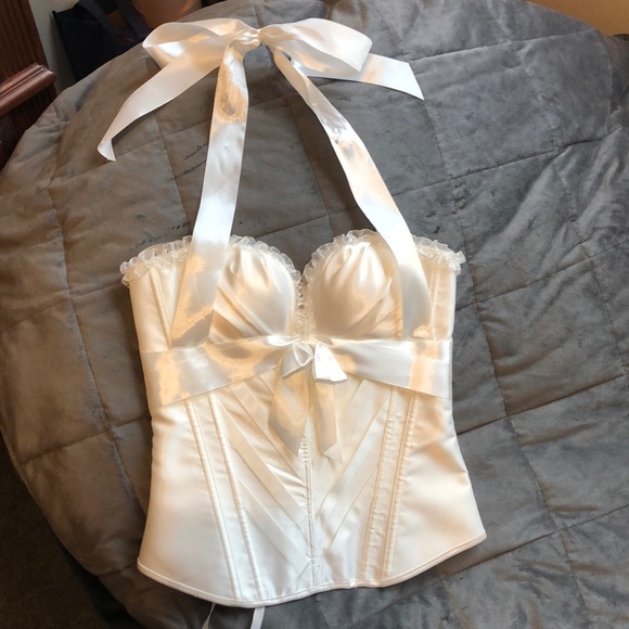 Tops - NWOT Stunning corset top!